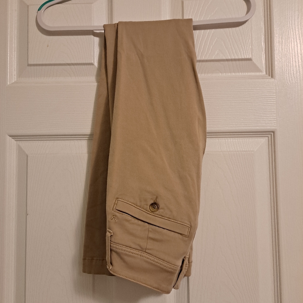 Khaki jeans